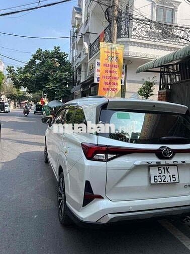 Toyota Veloz Cross Bản Top