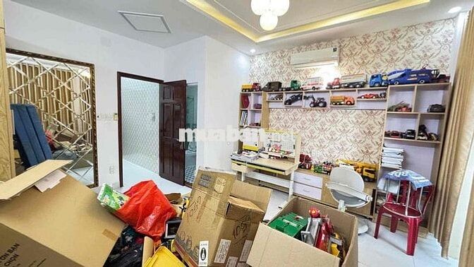 nhà phố đầy đủ thiết bị 1 trục phan huy ích