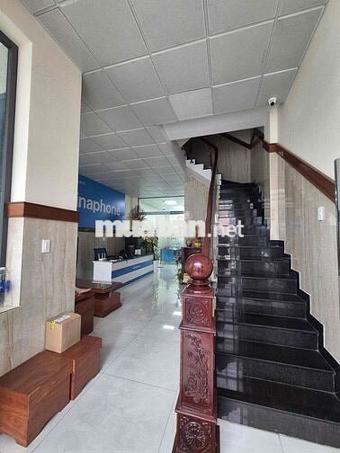 TOÀ NHÀ 6 TẦNG THỐNG NHẤT 5.8 X 40 THÍCH HỢP KINH DOANH