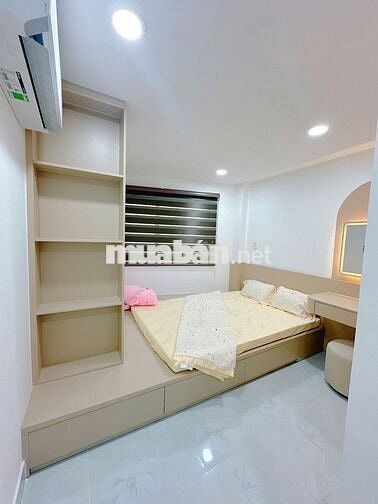 MT Phú Nhuận Chỉ 7,9 Tỷ - Nhà Đẹp 4 Lầu Sân Thượng Khu Phan Xích Long.
