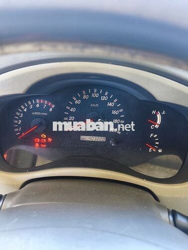 TOYOTA INNOVA G MÀU BẠC