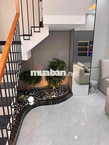 BÁN NHÀ KHU COMBOUND SÁT BÊN ĐẦM SEN QUẬN 11