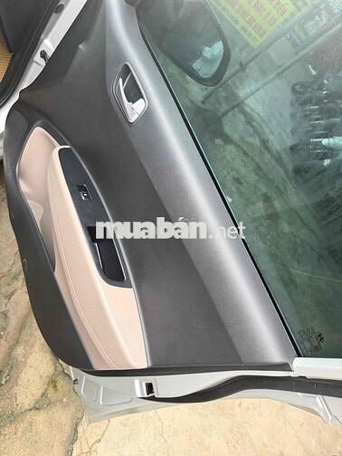 Hyundai i10 2016 Số tự động Bạc