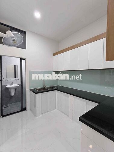 NHÀ MỚI ĐẸP 30m2 2PN + 3NVS -NỘI THẤT, ĐƯỜNG NGUYỄN KHUYẾN, BìNH THẠNH