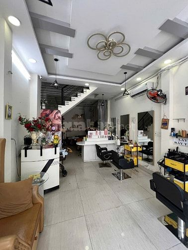 SANG NHÀ NGUYÊN CĂN LÀM SPA – MẶT TIỀN VĨNH HỘI Q4
