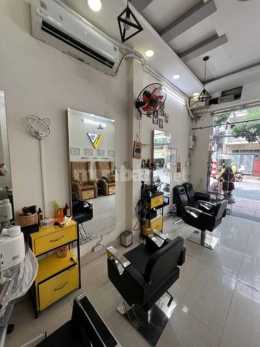 SANG NHÀ NGUYÊN CĂN LÀM SPA – MẶT TIỀN VĨNH HỘI Q4