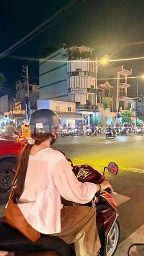 Nhà có thang máy, Mặt Tiền Tên Lửa, Bình Tận