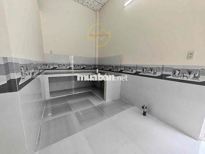 Nhà 100m2 Mới Hẻm Đồng Văn Cống