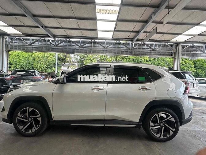 Toyota Yaris Cross 2023 Trắng ngọc trai Số tự động
