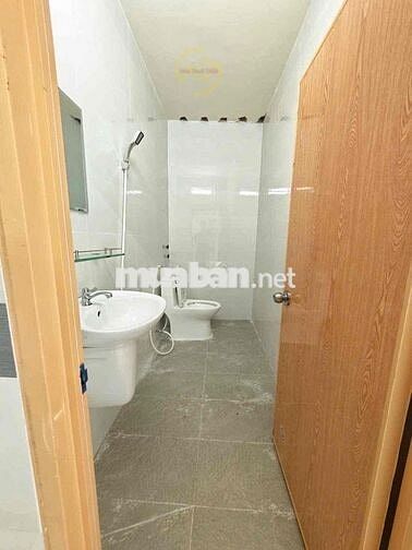Nhà 100m2 Mới Hẻm Đồng Văn Cống