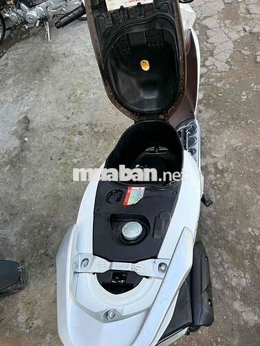 Honda Vision 2017/ Ngay Chủ Zin Đẹp Bs65