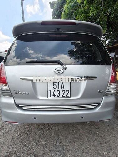 Toyota Innova V 2011 Số tự động Bạc