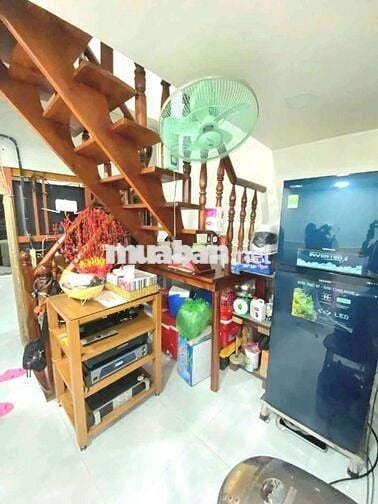 Nhà 1 lầu 42m2 phạm hữu lầu quận 7