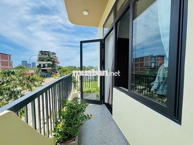 Vila mini có hồ bơi FPT 2PN 2WC mới 100% cần tìm khách thuê