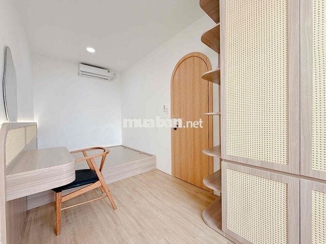 CĂN HỘ DỊCH VỤ MỚI XÂY, FULL NỘI THẤT, BAN CÔNG THOÁNG MÁT