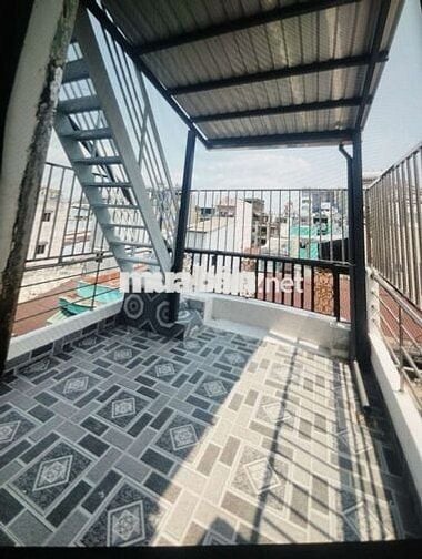 Nhà mới đúc 3tấm 3 phòng ngủ st wa rẻ siêu rẻ 