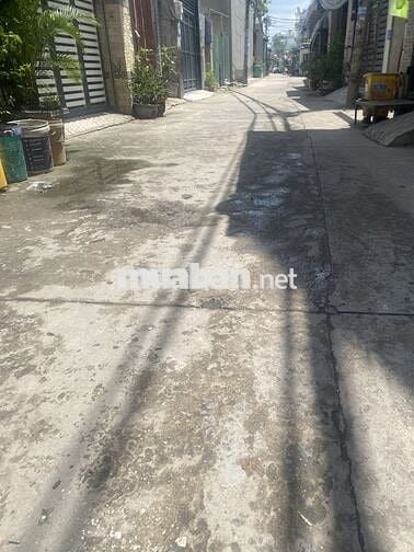 Chính chủ cần bán nhà sổ hồng chung