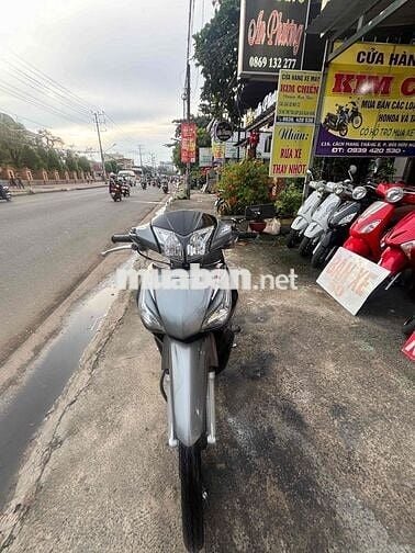 Honda Future 125 FI Đen bạc