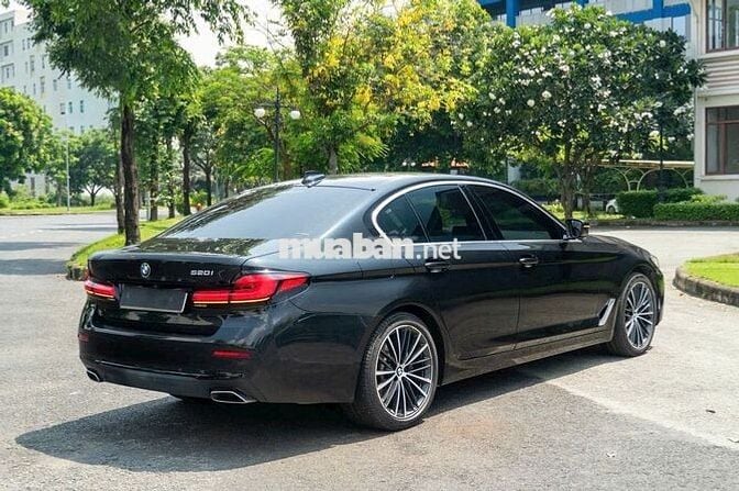 🔺BMW 520i LUXURY MODEL 2023 BIỂN HCM MỘT CHỦ