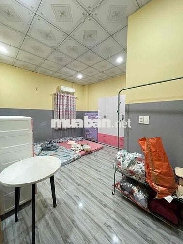 Hot, Bán gấp Nhà đẹp Lộ Tẻ BTân, 92m2, 2 tầng mới đẹp, sát mặt tiền,3t