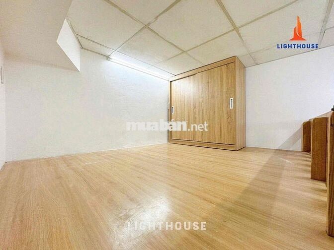 DUPLEX THOÁNG FULL NỘI THẤT, THANG MÁY NGAY DƯƠNG QUẢNG HÀM