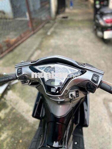 Honda Air Blade 125 cuối 2013 Xám lambor