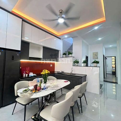 Bán Gấp Nhà 2 Tầng Full Nội Thất , 2 Mặt Kiệt ÔTÔ - Kiệt Cù Chính Lan.