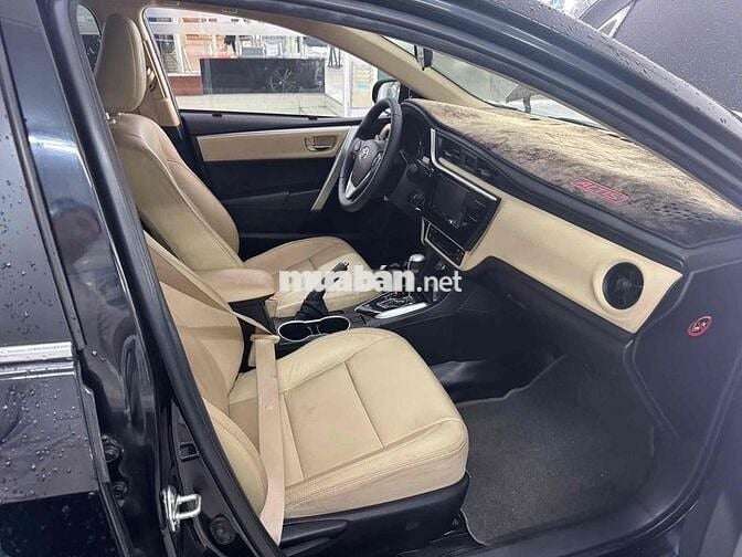 Toyota Altis 1.8G 2017 Đen Tự động