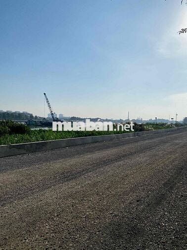 Bán đất lớn tuyệt đẹp 346,3m2 sát sông dòng tiền 35tr giá gần 65tr/m2