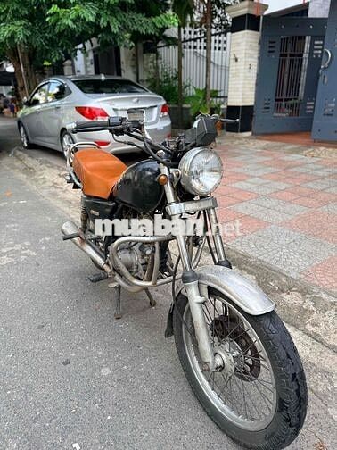 Suzuki GN125 Đen