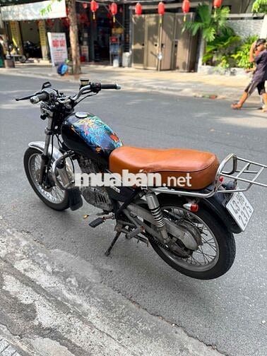Suzuki GN125 Đen