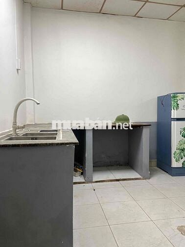 cho thuê phòng lớn hẻm xe hơi 34 m 2 , xe để ngoài