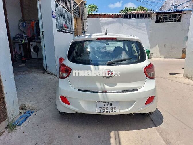 Hyundai Grand i10 2015 Trắng 180000 km
