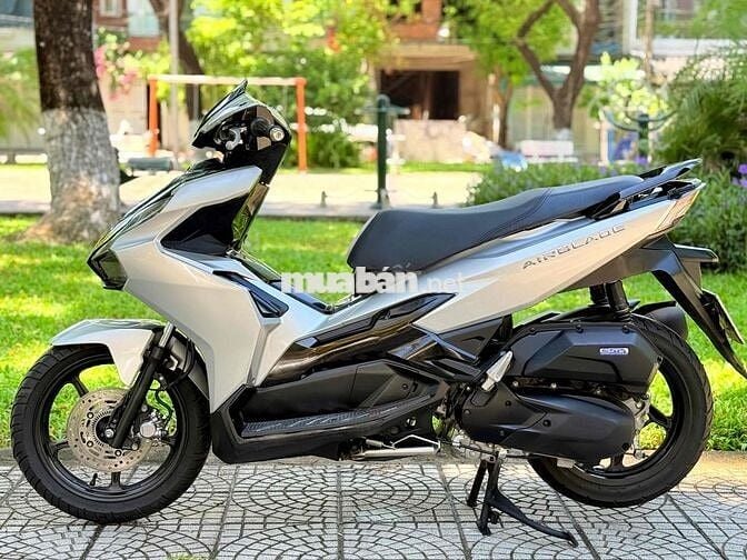 Honda Air Blade 160 ABS 2023 Bạc