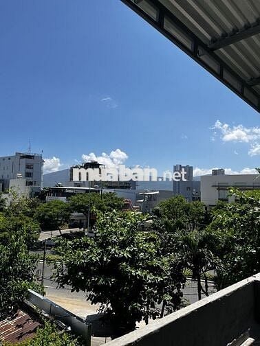 nhà nguyên căn 2 mặt tiền đầu đường 3 Tháng 2 view Pháo Hoa,Hải Châu