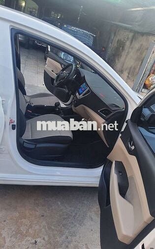 Hyundai Accent 2019 1.4 MT Base Trắng