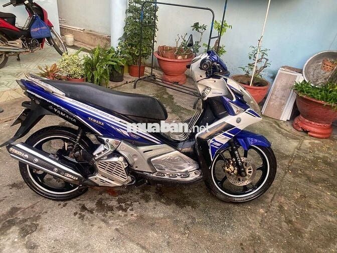 Yamaha Nouvo FI Xanh Trắng