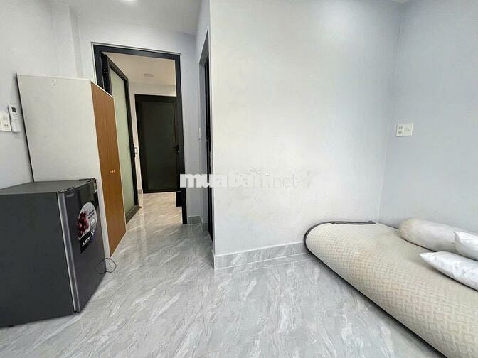 Phòng mới cửa sổ lớn tại Hoàng Sa Quận 3 giá 4tr/tháng giờ tự do 