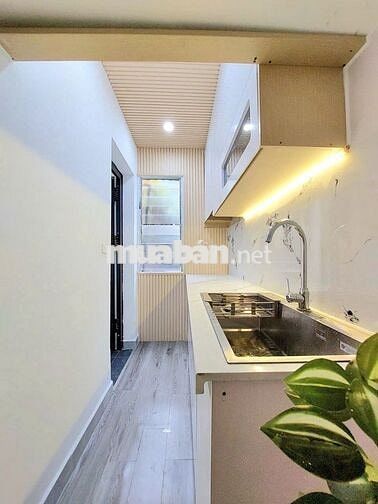 Em trai nhờ bán căn tập thể tầng 3 - Thanh Nhàn - 70m2 - hơn 2 tỷ
