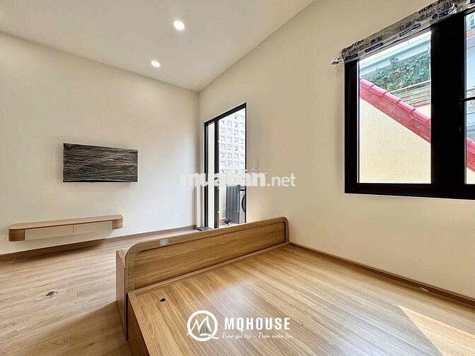 Căn hộ studio full nội thất ban công giặt riêng đường Lê Lai quận 1
