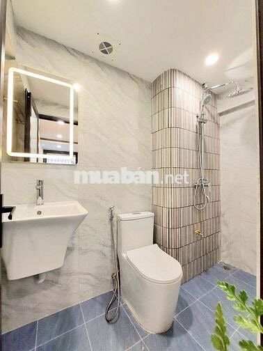 Chính chủ cần bán căn tập thể tầng 3 - Bách Khoa - 65m2 - chỉ hơn 3 tỷ