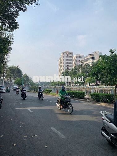 Phòng mới cửa sổ lớn tại Hoàng Sa Quận 3 giá 4tr/tháng giờ tự do 