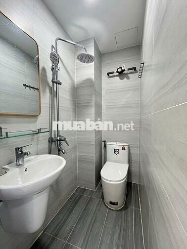Phòng mới cửa sổ lớn tại Hoàng Sa Quận 3 giá 4tr/tháng giờ tự do 