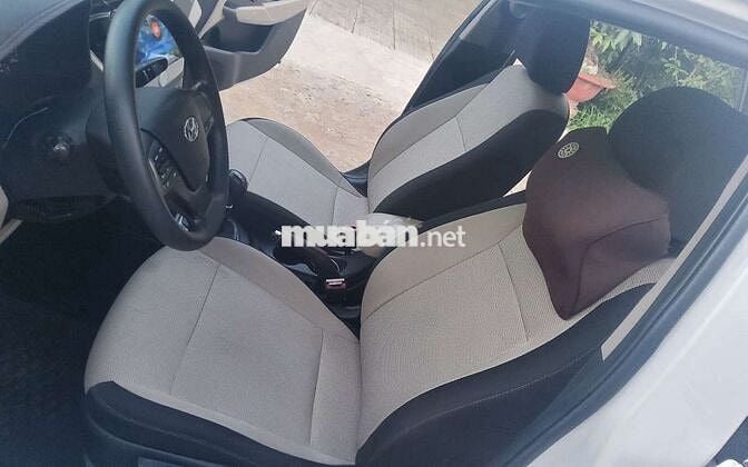 Hyundai Accent 2019 1.4 MT Base Trắng
