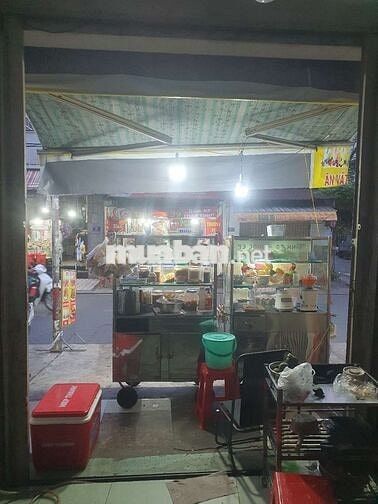 mặt bằng sát chợ Bình Long ,Bình Tân.