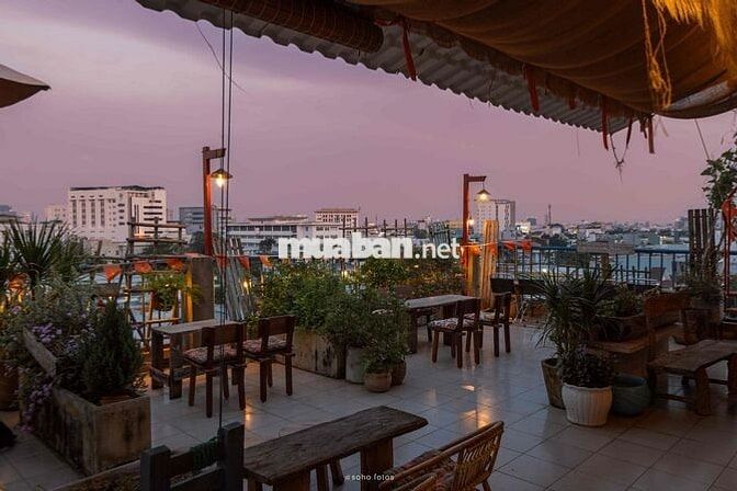 LayenKafe tuyển 1 bảo vệ chiều tối