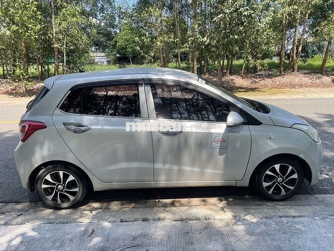 Hyundai Grand i10 2015 Bạc 340000 km