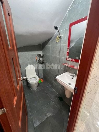 Bán nhà Bà Hom, P.13, Q.6. Nhà mới, vào ở liền