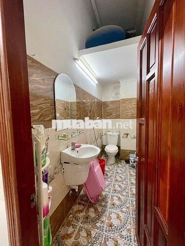 Nhà lầu lộ nhựa 7m trục chính Hẻm 234 Hoàng Quốc Việt, Ninh Kiều