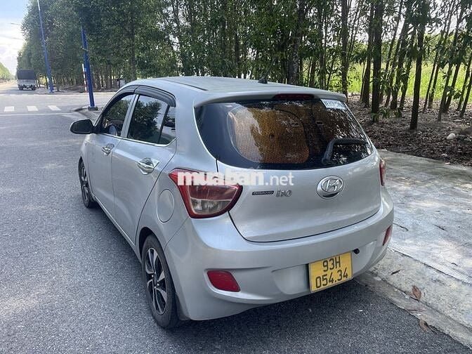 Hyundai Grand i10 2015 Bạc 340000 km